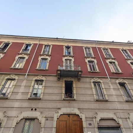 Eccelso Lägenhet Milano Exteriör bild